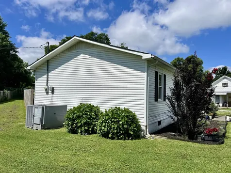 618 Coble Circle Shelbyville TN 37160