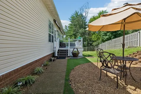 830 Loretta Drive Goodlettsville TN 37072