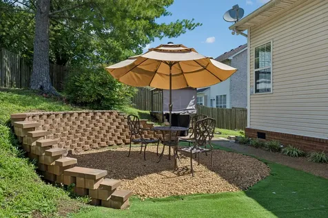 830 Loretta Drive Goodlettsville TN 37072