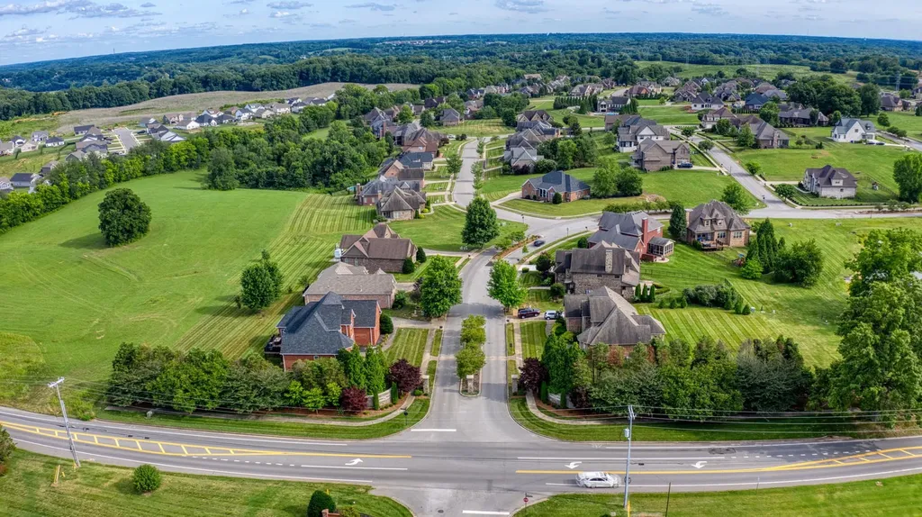 216 Hutchins Camp Trace Clarksville TN 37043