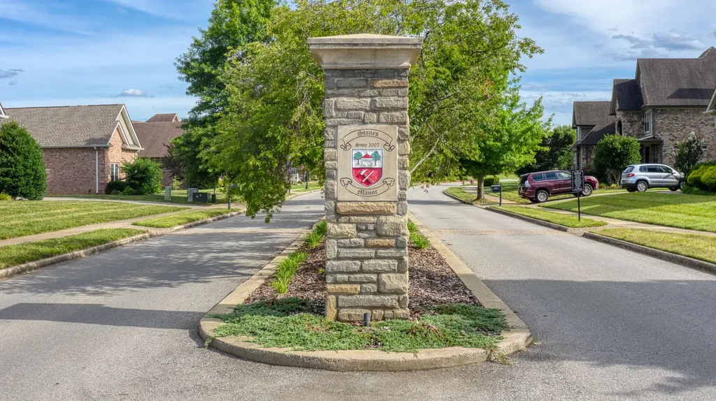 216 Hutchins Camp Trace Clarksville TN 37043
