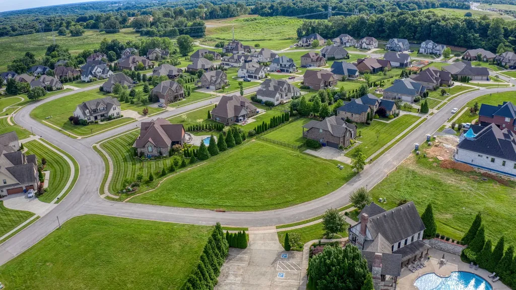 216 Hutchins Camp Trace Clarksville TN 37043