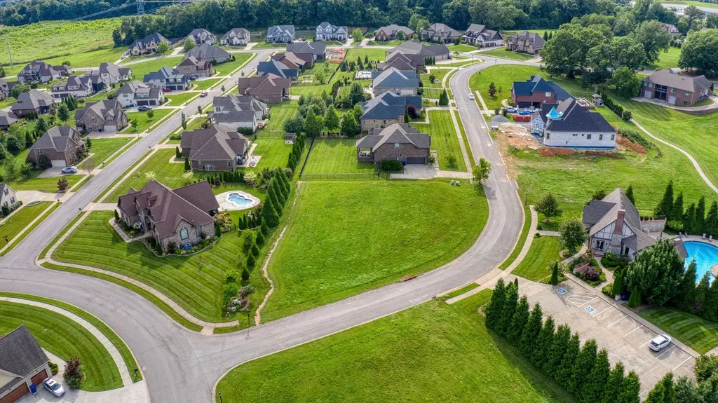 216 Hutchins Camp Trace Clarksville TN 37043