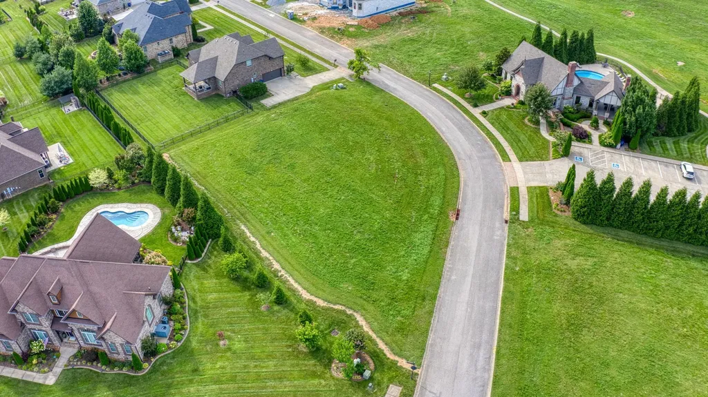 216 Hutchins Camp Trace Clarksville TN 37043
