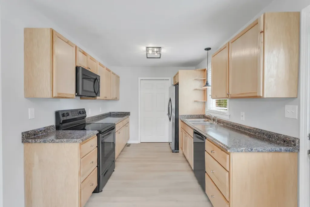 304 Lallemand Court Nashville TN 37211