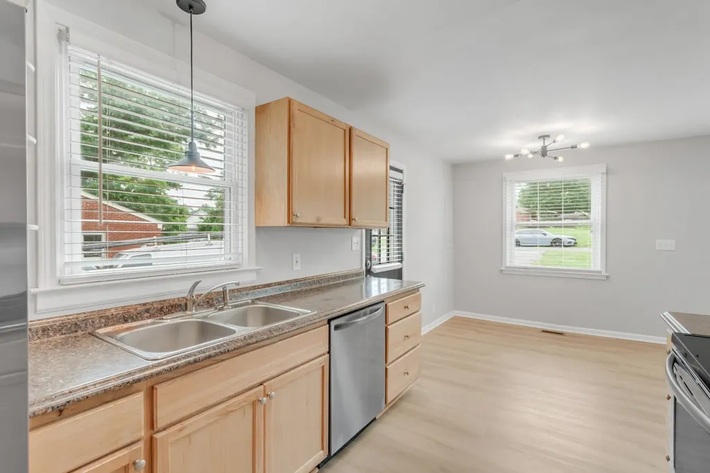 304 Lallemand Court Nashville TN 37211