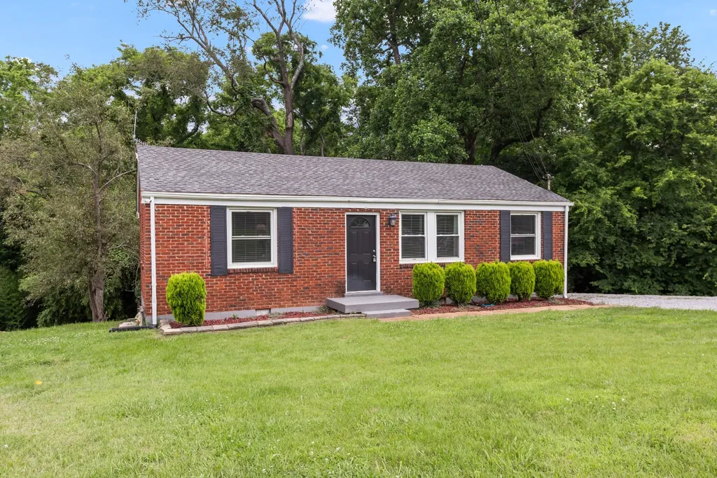 304 Lallemand Court Nashville TN 37211