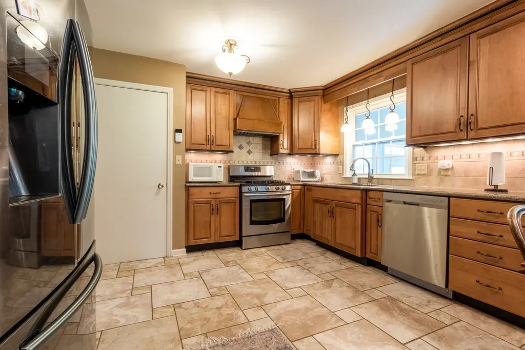 1735 Cedarcroft Drive Clarksville TN 37043