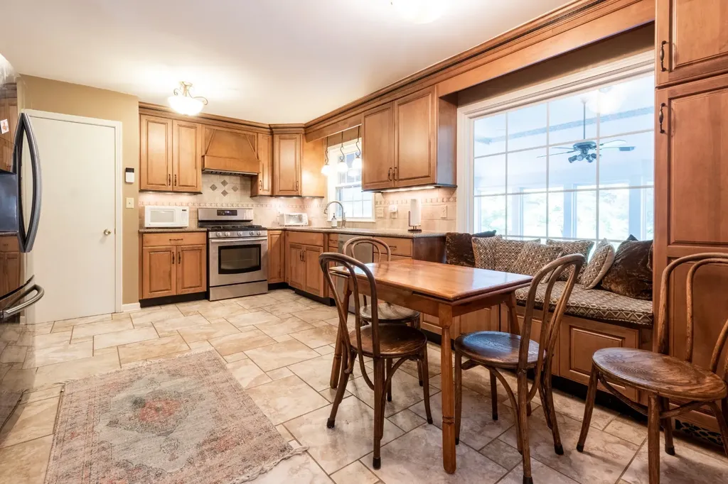 1735 Cedarcroft Drive Clarksville TN 37043