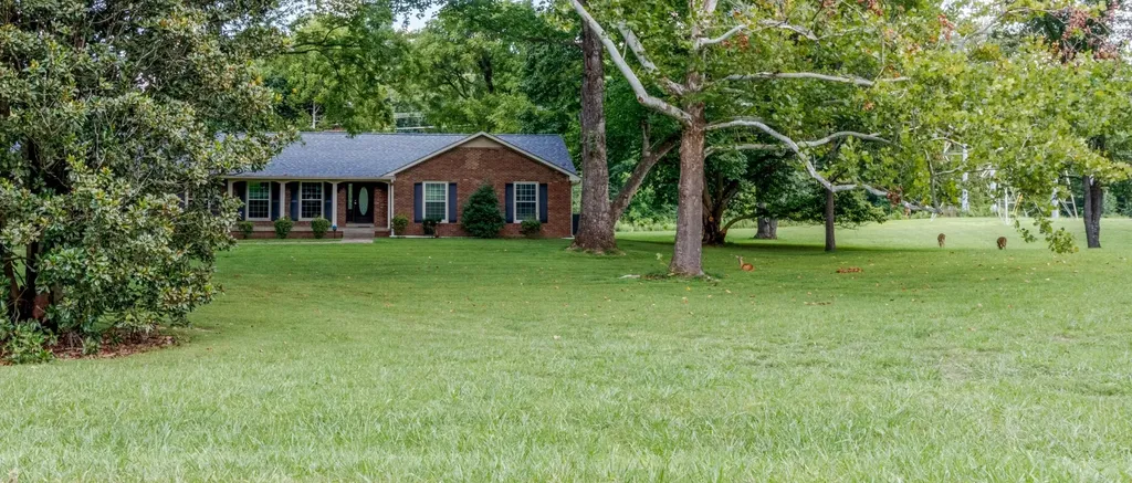 1735 Cedarcroft Drive Clarksville TN 37043
