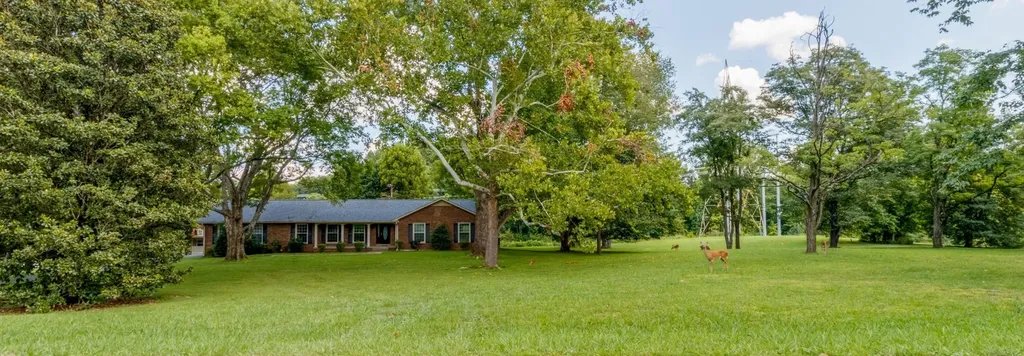 1735 Cedarcroft Drive Clarksville TN 37043