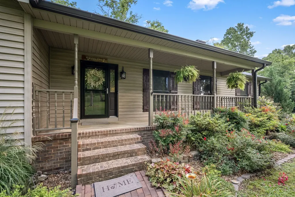 812 Tanglewood Drive Woodbury TN 37190