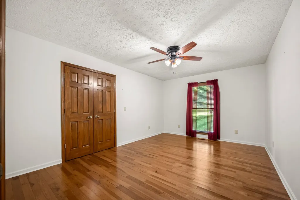 812 Tanglewood Drive Woodbury TN 37190