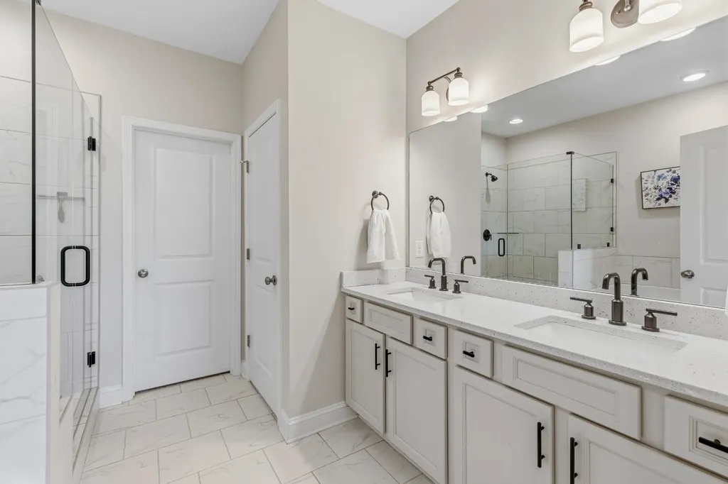 1556 Nickelby Place Thompsons Station TN 37179