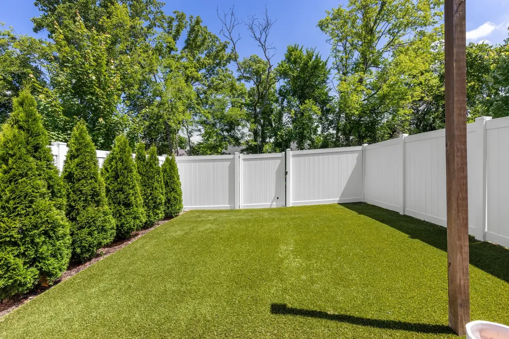 1556 Nickelby Place Thompsons Station TN 37179