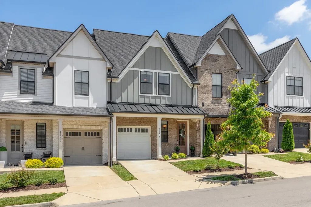 1556 Nickelby Place Thompsons Station TN 37179