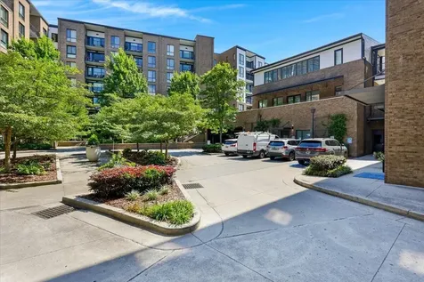 200 Manufacturers Road Chattanooga TN 37405
