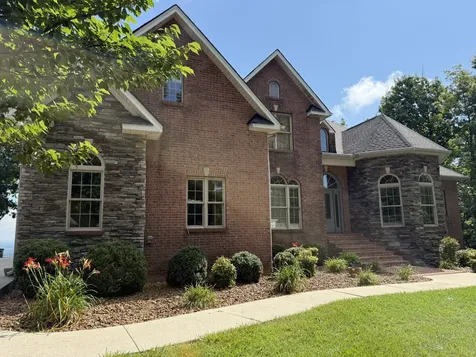 231 Point Drive Belvidere TN 37306
