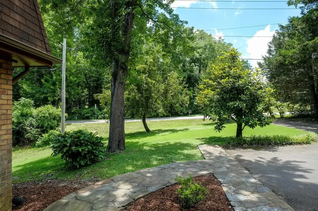 6560 Brownlee Drive Nashville TN 37205