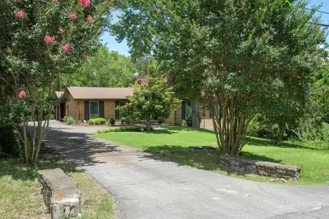 6560 Brownlee Drive Nashville TN 37205