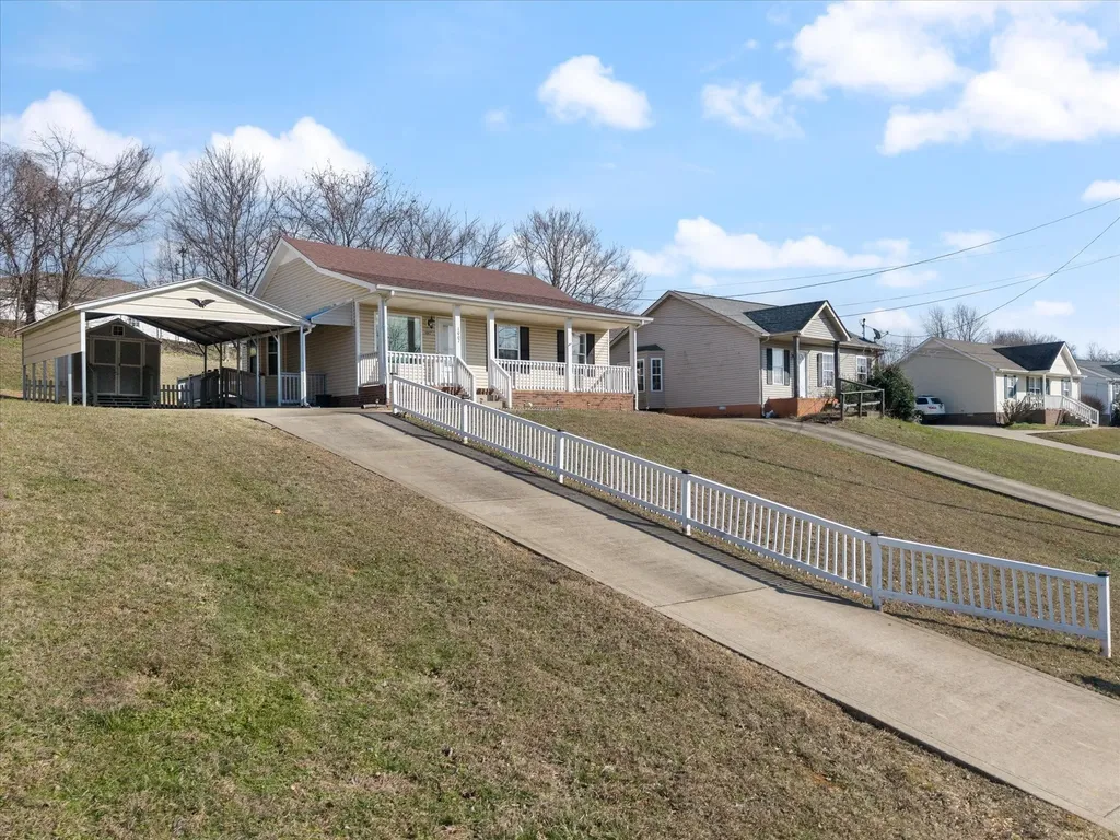 1007 Granny White Road Clarksville TN 37040