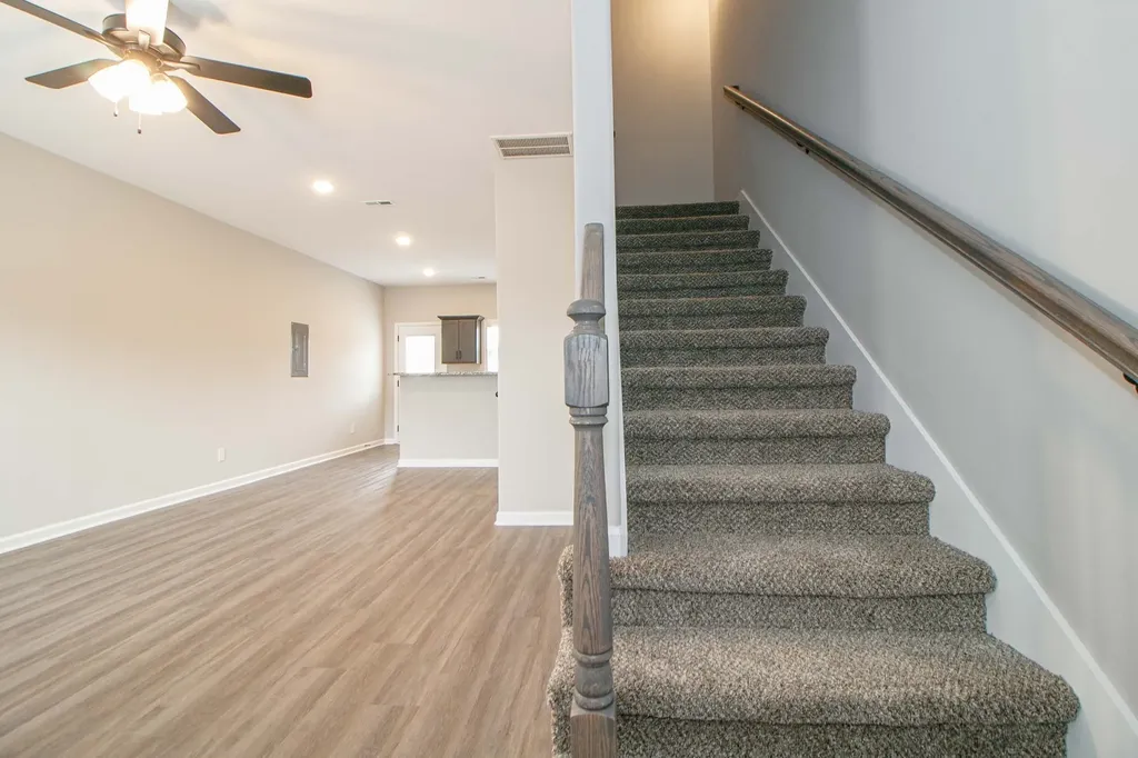 1115 Hillwood Drive #E1 Clarksville TN 37040