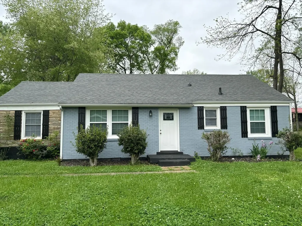 135 N Meadow Drive Clarksville TN 37043
