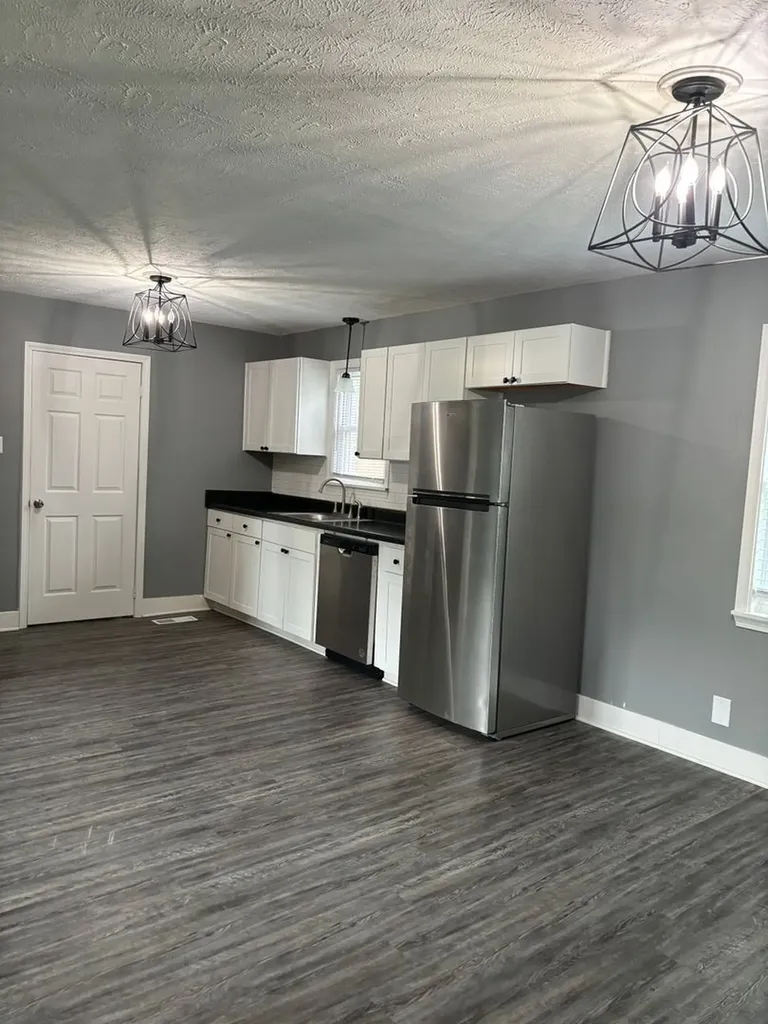 135 N Meadow Drive Clarksville TN 37043