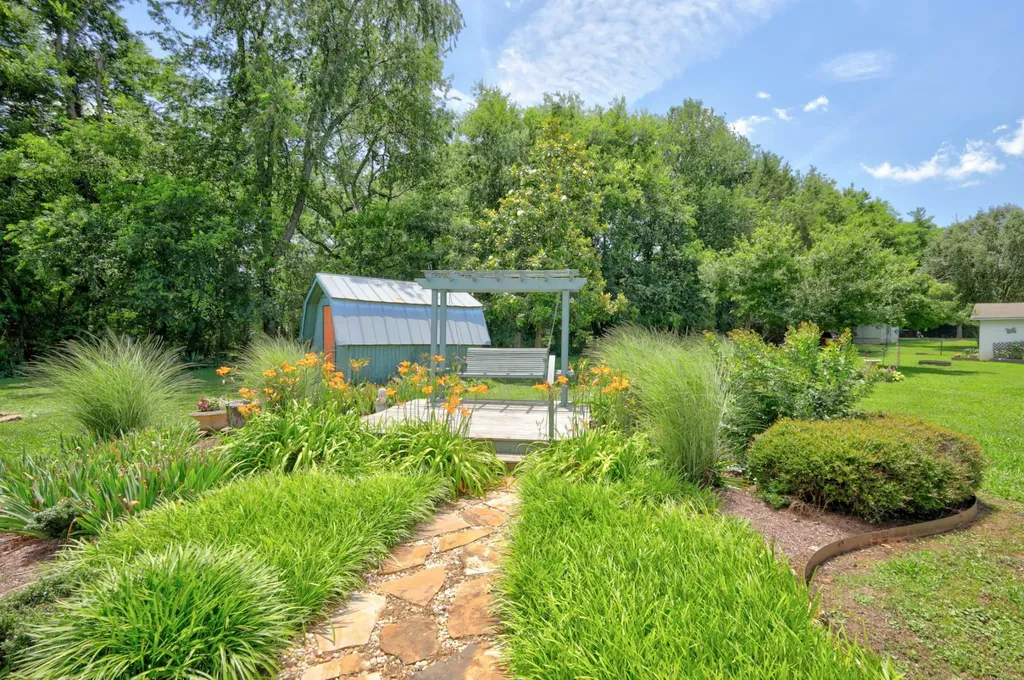 3215 Arthur Drive Murfreesboro TN 37127