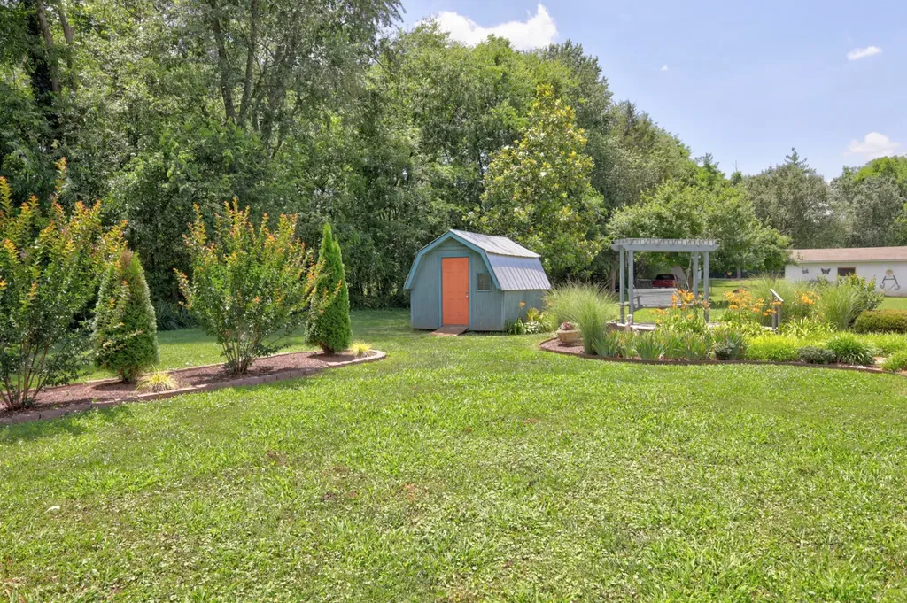 3215 Arthur Drive Murfreesboro TN 37127