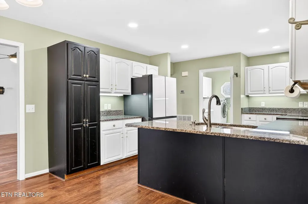 15 Ridge Crest Circle Crossville TN 38558