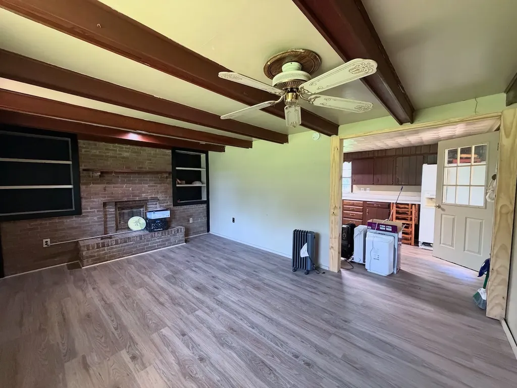 2399 Murray Kittrell Road Readyville TN 37149