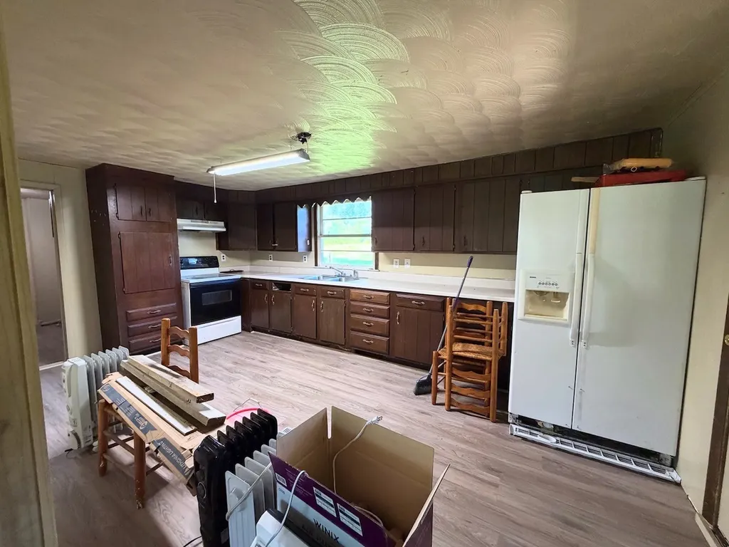 2399 Murray Kittrell Road Readyville TN 37149