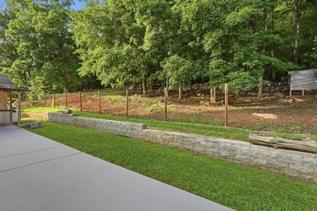 3142 Sparks Drive Cookeville TN 38506