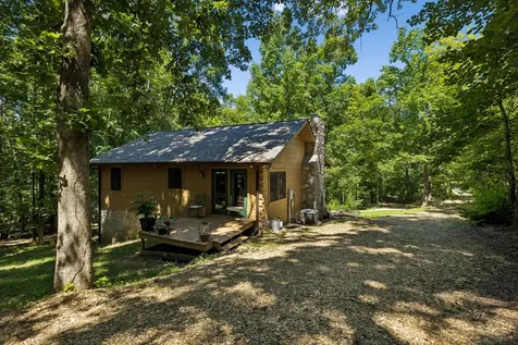 5833 Dewey Carr Road Bethpage TN 37022