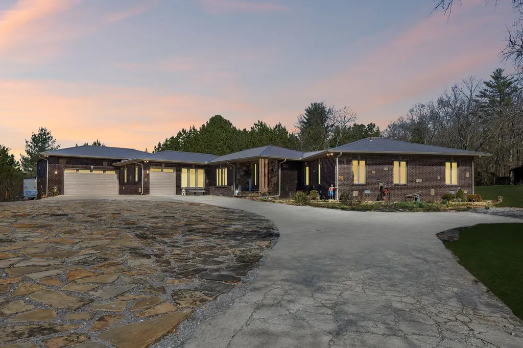 1372 Short Mountain Road Mcminnville TN 37110