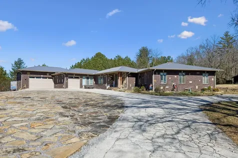 1372 Short Mountain Road Mcminnville TN 37110