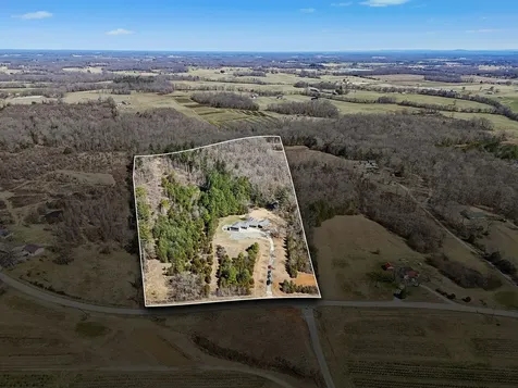 1372 Short Mountain Road Mcminnville TN 37110