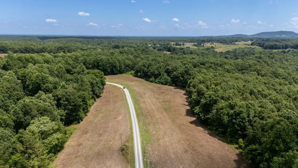 3772 Pea Ridge Road Liberty TN 37095