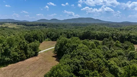 3772 Pea Ridge Road Liberty TN 37095