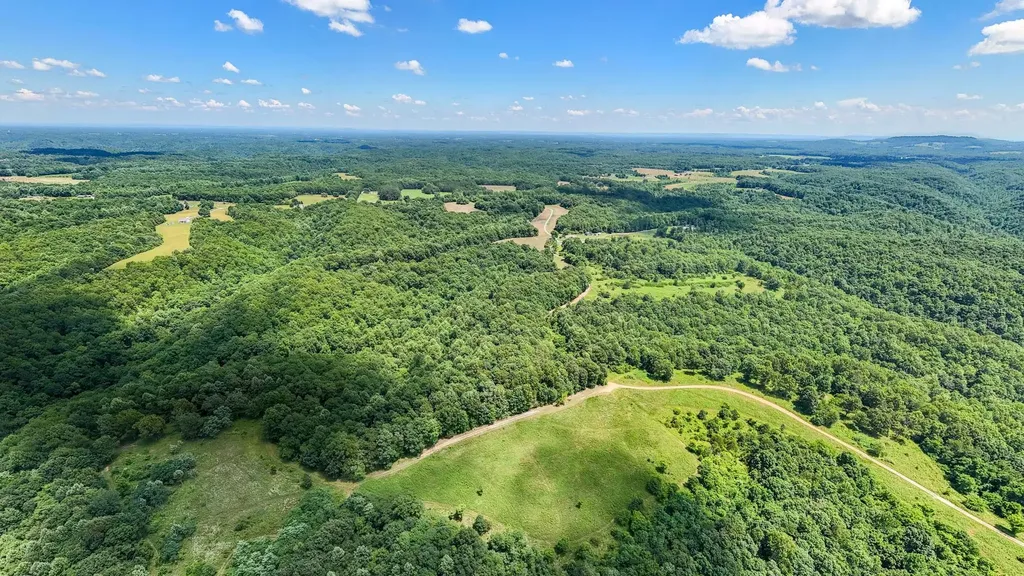 3772 Pea Ridge Road Liberty TN 37095