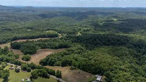 3772 Pea Ridge Road Liberty TN 37095