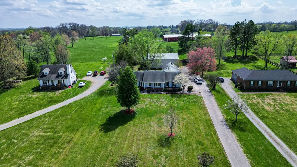 147 Flynn Road Gallatin TN 37066