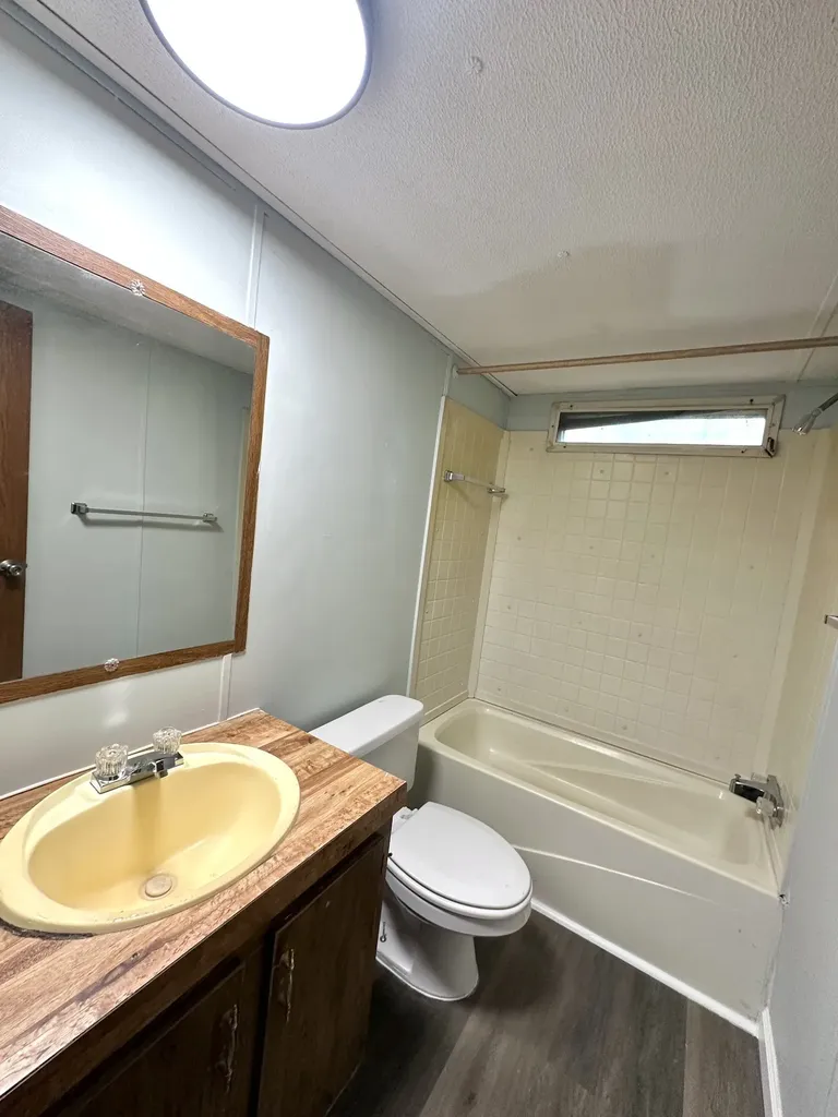 9329 Beeler Court Bon Aqua TN 37025