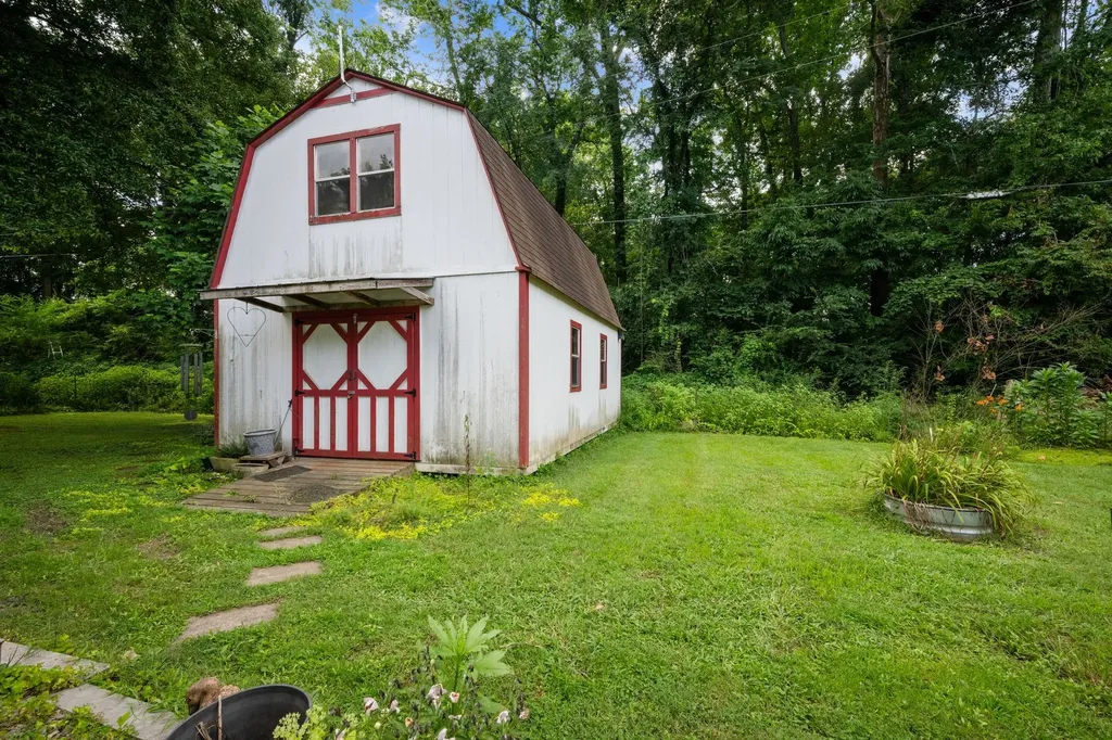 256 Hillcrest Road Kingston Springs TN 37082