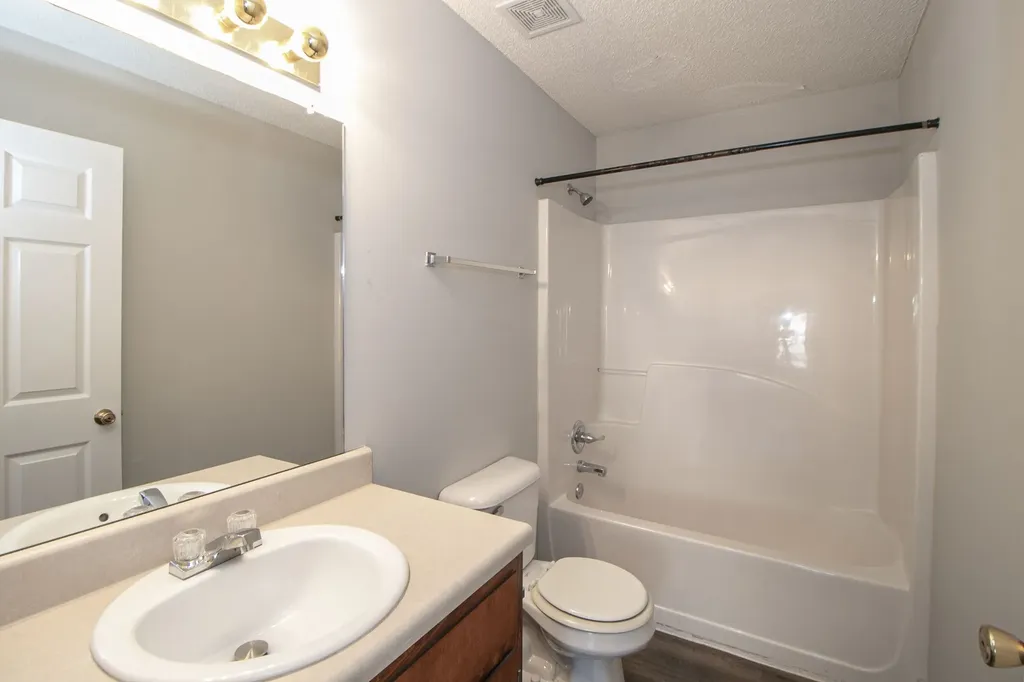 145 Darlene Drive #D Clarksville TN 37043
