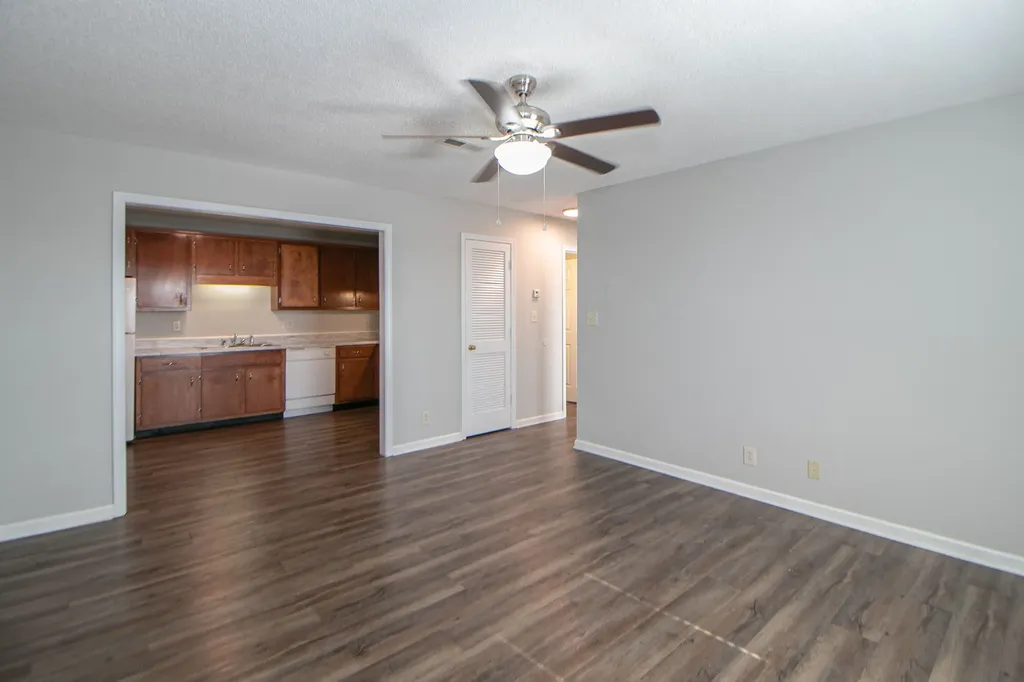 145 Darlene Drive #H Clarksville TN 37043