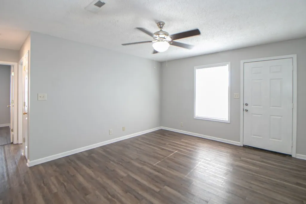 145 Darlene Drive #H Clarksville TN 37043