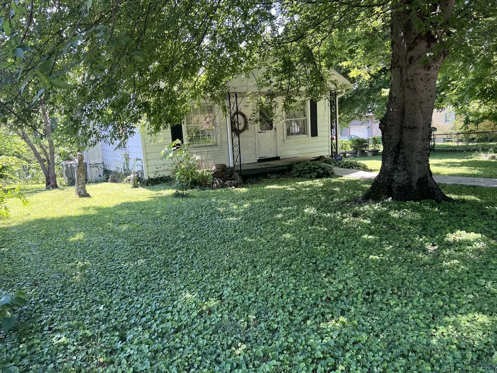 2306 Alpine Avenue Nashville TN 37218
