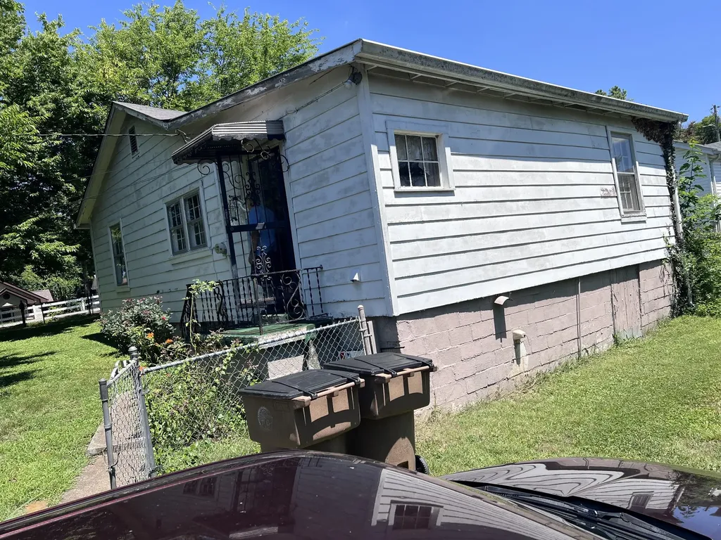 2306 Alpine Avenue Nashville TN 37218